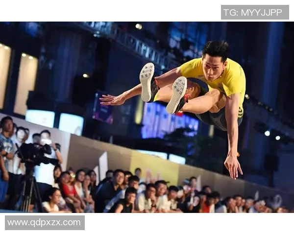 杭州篮球队在钻石联赛中的灵活性展现与战术创新分析